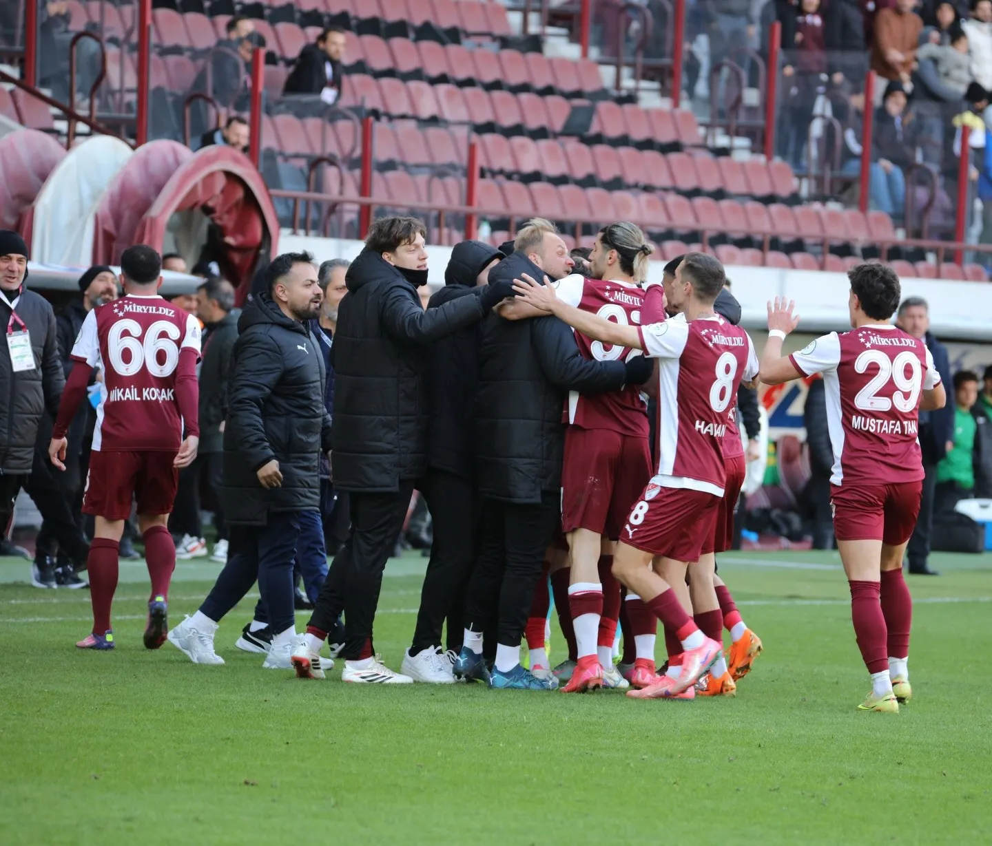 Elazığspor'da Erkan Sözeri Dokunuşuyla Üst Üste İkinci Zafer