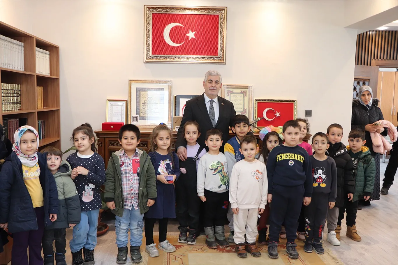 Kendileri küçük yürekleri kocaman: Öğrencilerden Gazze'ye anlamlı bağış